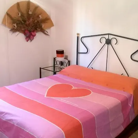 One Bedroom Appartement With Enclosed Garden And Wifi At Getxo Appartement