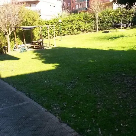 One Bedroom Appartement With Enclosed Garden And Wifi At Getxo